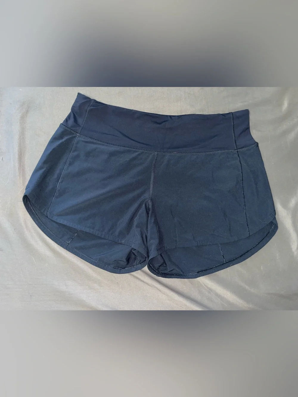 Lululemon true navy speed up shorts
